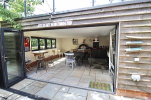 Outdoor Kitchen- click for photo gallery